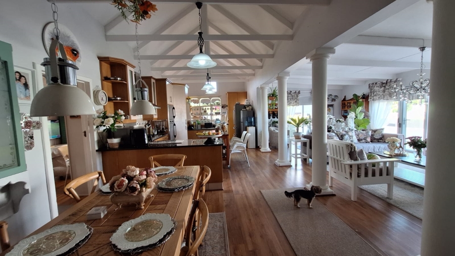 3 Bedroom Property for Sale in Stilbaai Wes Western Cape